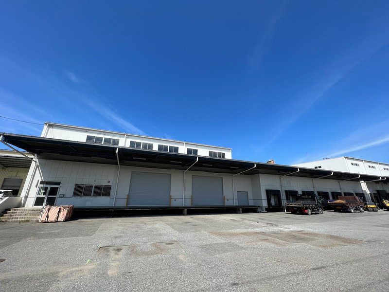 福岡市内、糸島市内限定で大型倉庫とガレージと駐車場40